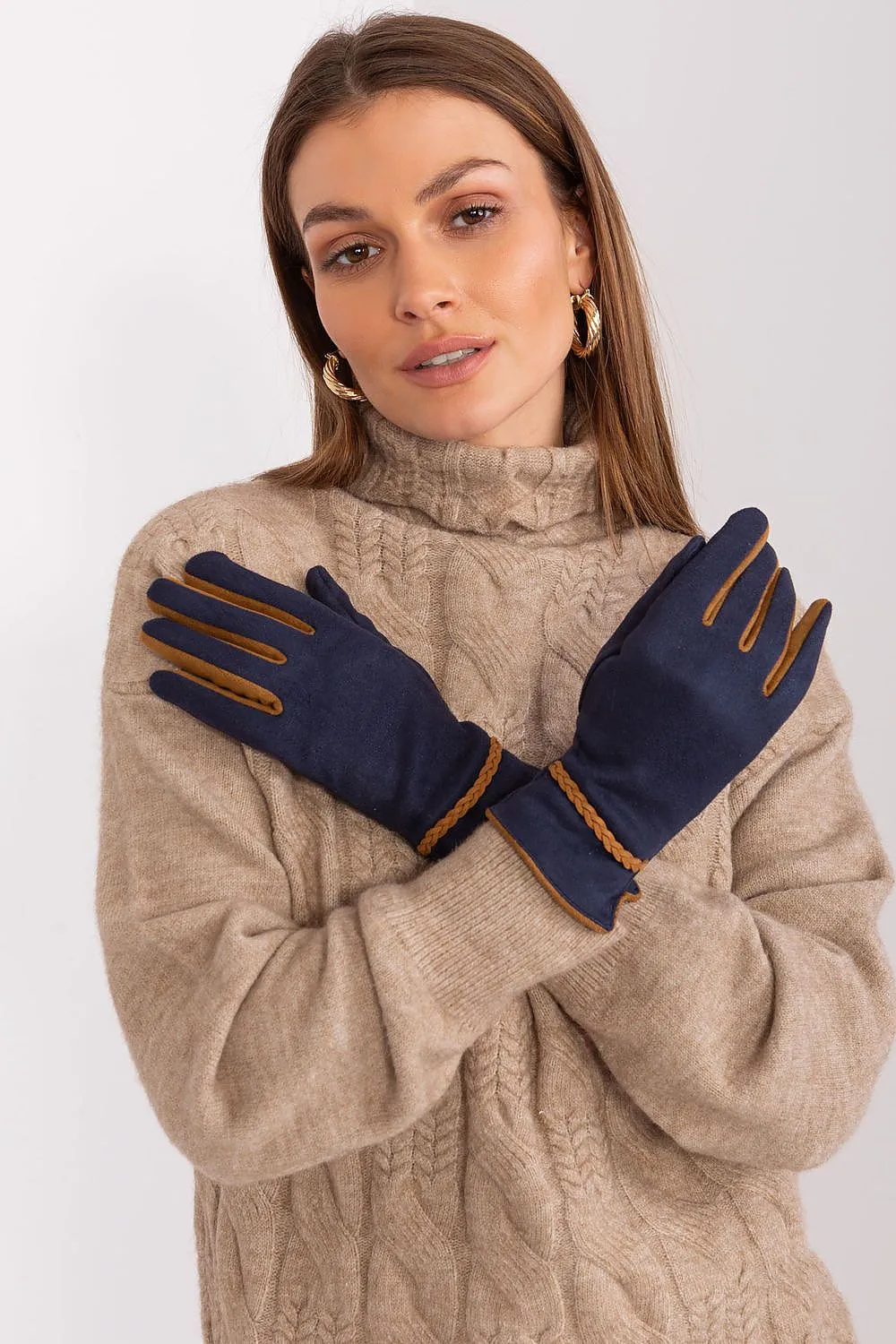 A.T. European Elegant Women's Winter Gloves with Decorative Braids on Wrist