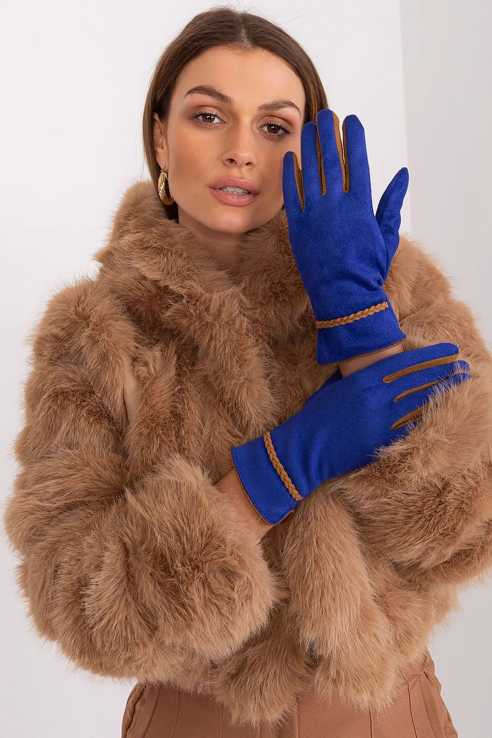 A.T. European Elegant Women's Winter Gloves with Decorative Braids on Wrist