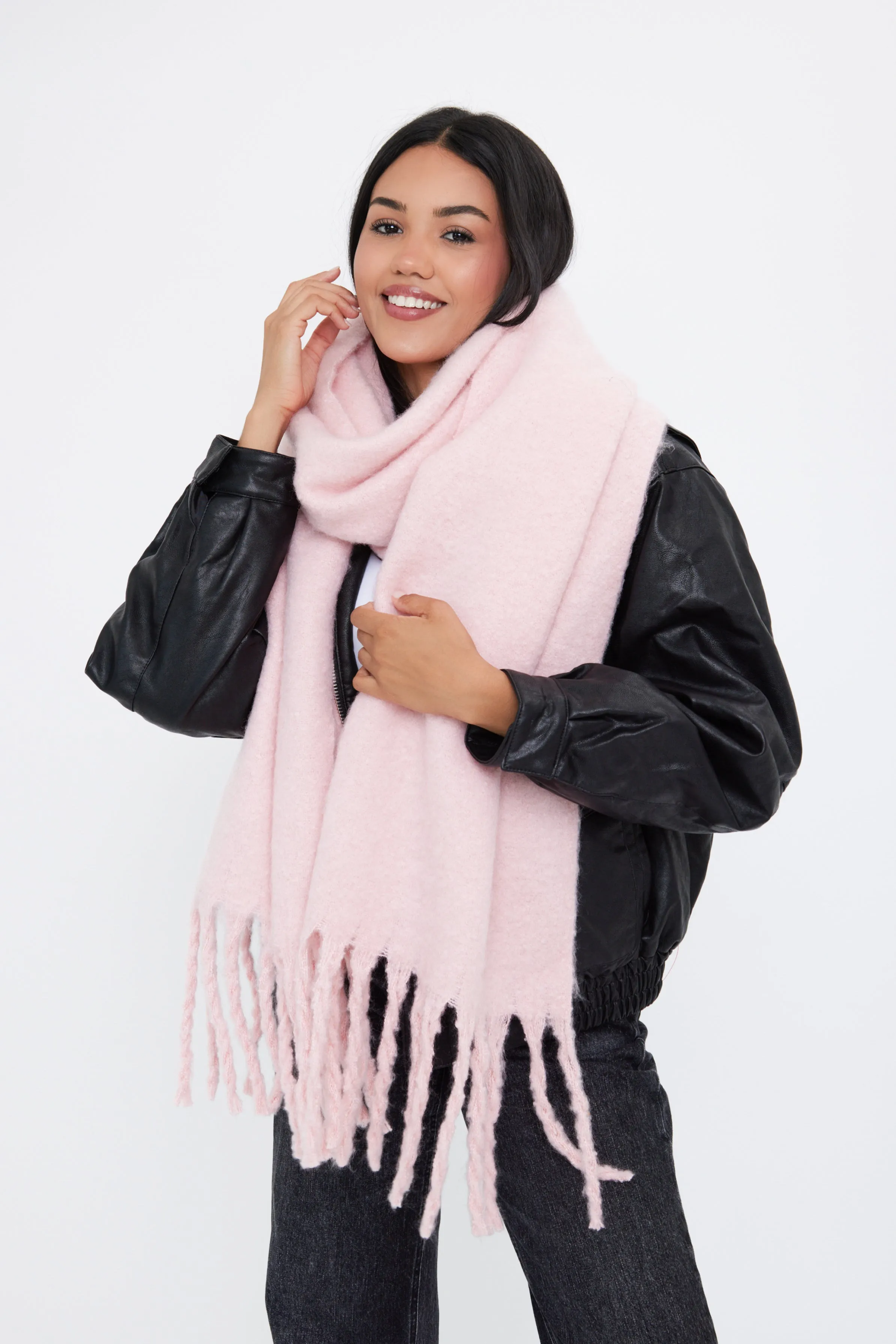 Oversized Chunky Blanket Scarf in Baby Pink