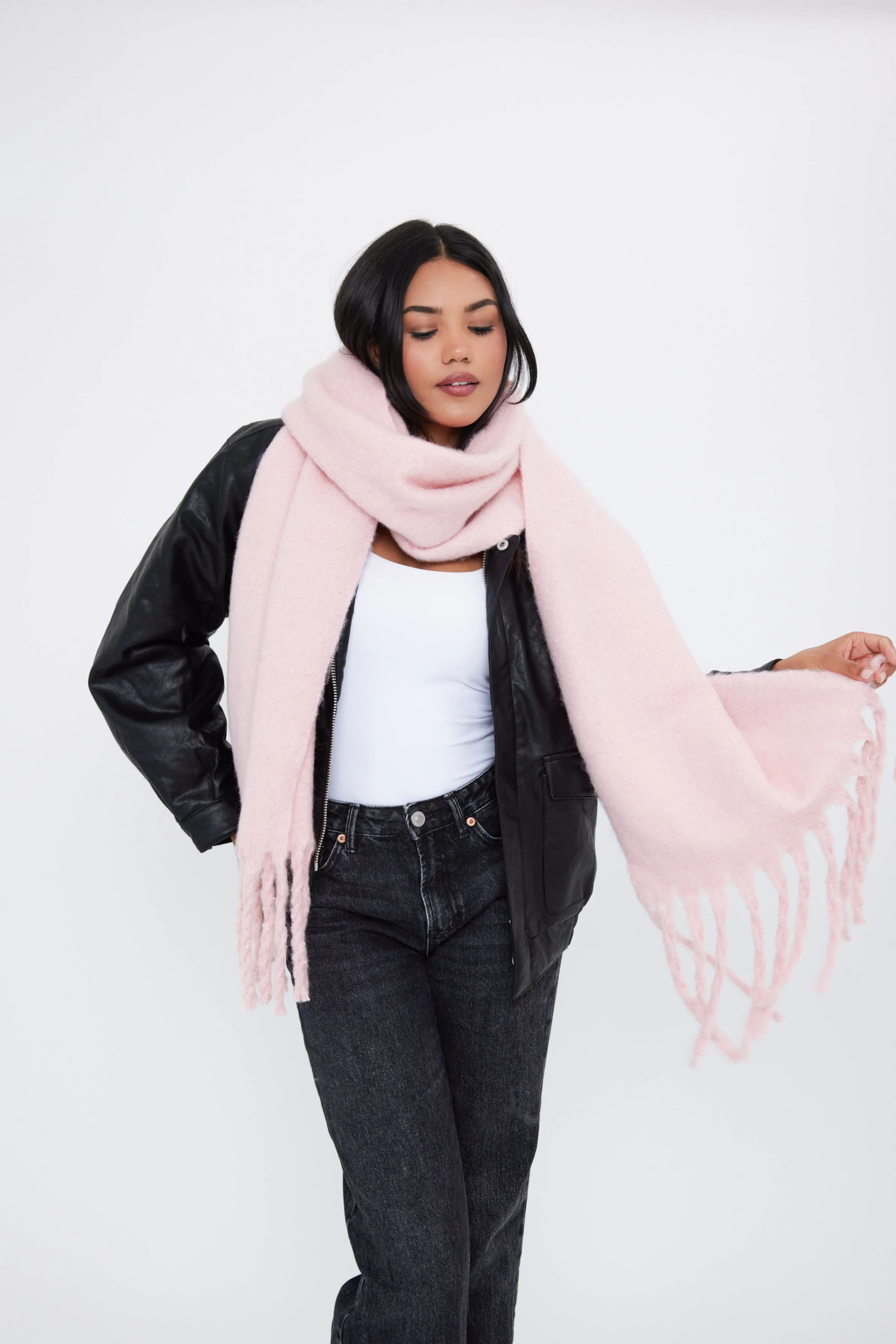 Oversized Chunky Blanket Scarf in Baby Pink