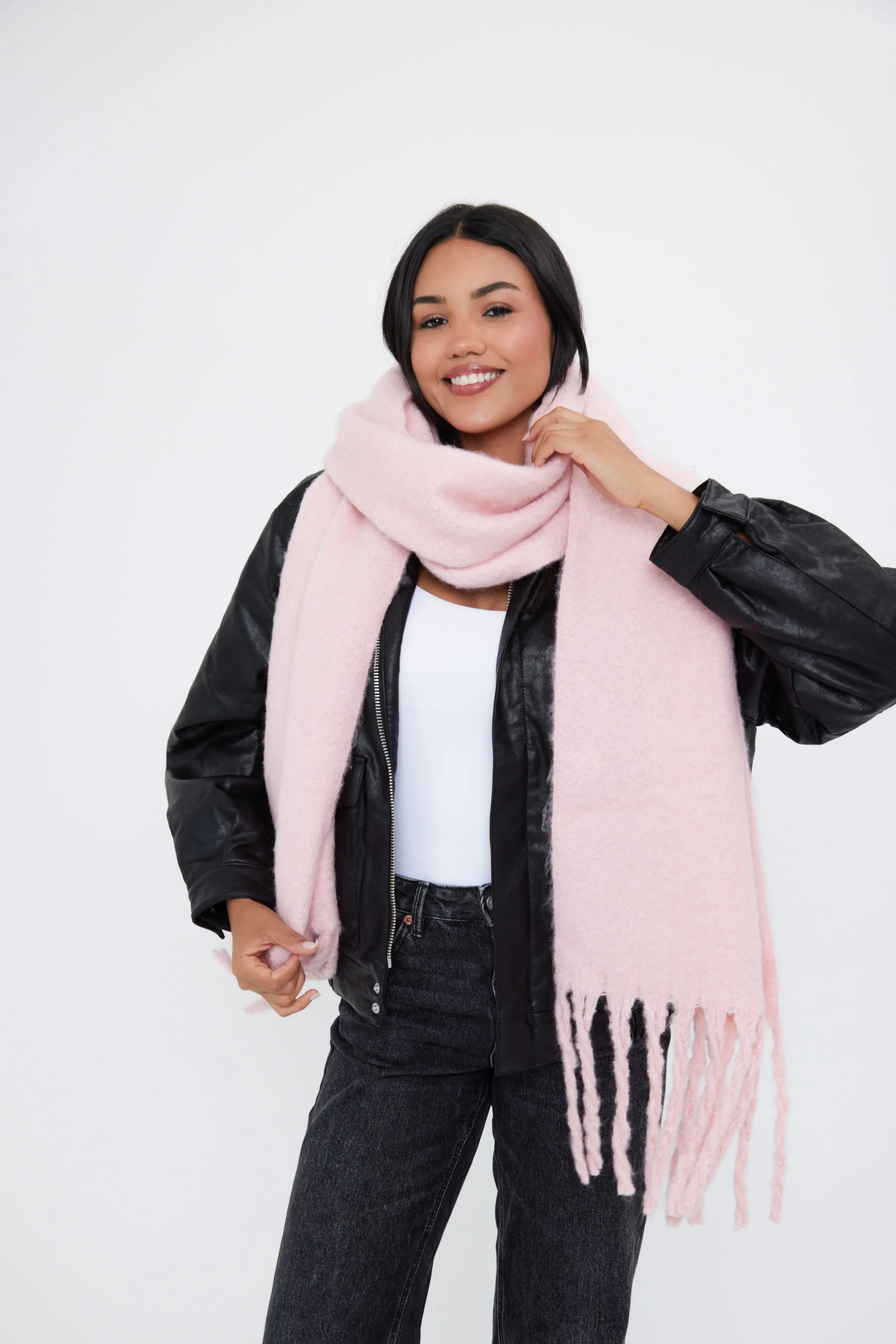 Oversized Chunky Blanket Scarf in Baby Pink