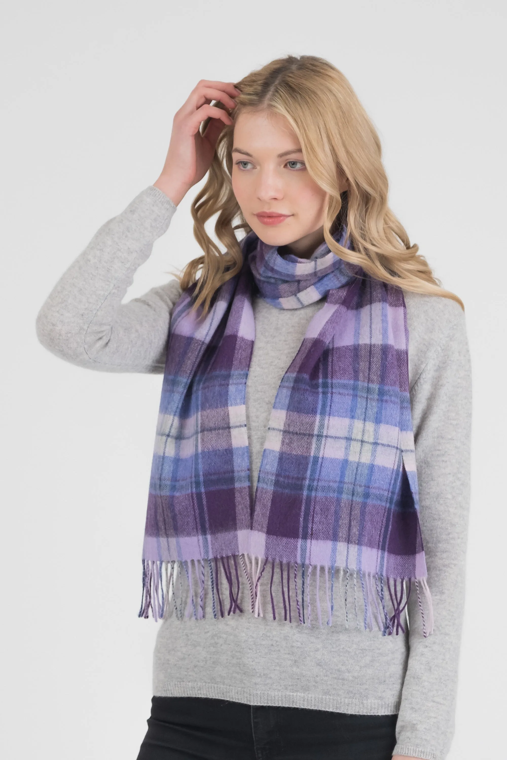 Vivienne Lambswool Scarf - Purple